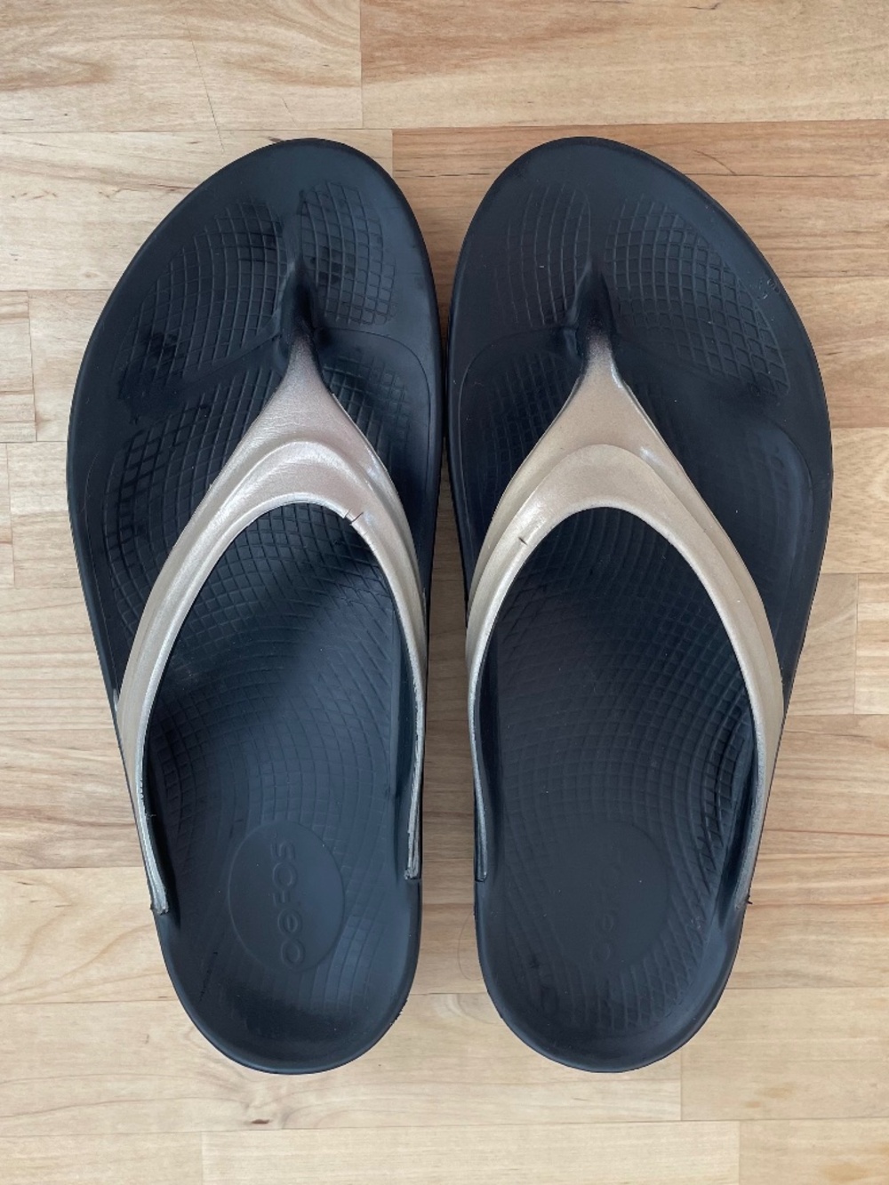 OOFOS Oolala Recover Sandals